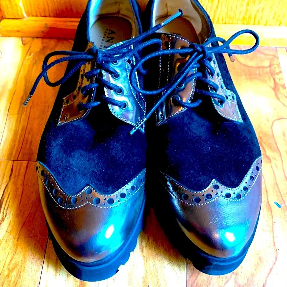 Anyi Lu $600 Oxfords shoes LEATHER handmade size EU 36 US 6 black silver EUC